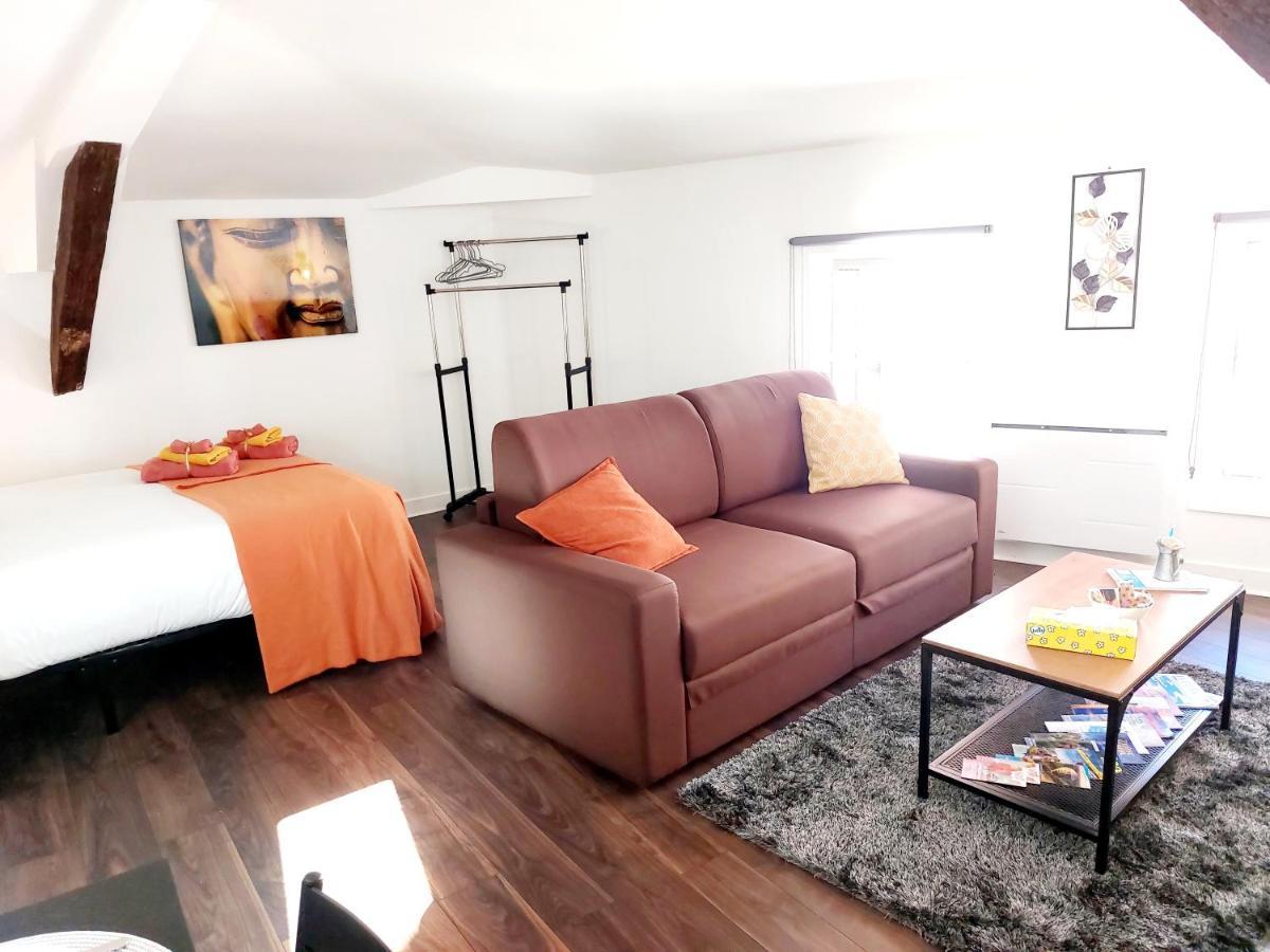 Studio Cosy Dans Le Centre Historique Wifi Angouleme Exterior photo